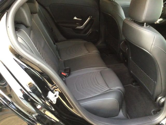 Mercedes-Benz A 180 Progressive