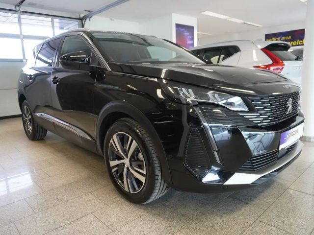 Peugeot 5008 Aut. LED/7Sitze/Navi