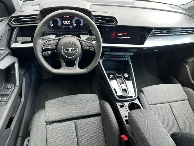 Audi A3 30 TFSI Sedan