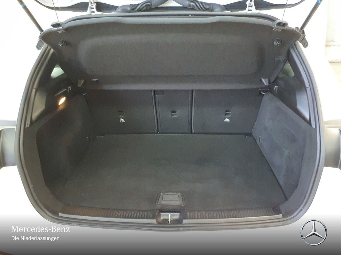 Mercedes-Benz B 200 Sedan