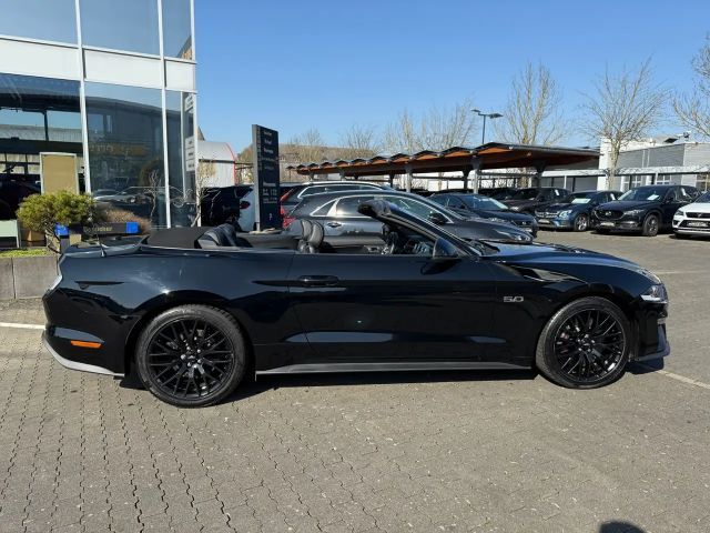 Ford Mustang Convertible GT 5.0 V8