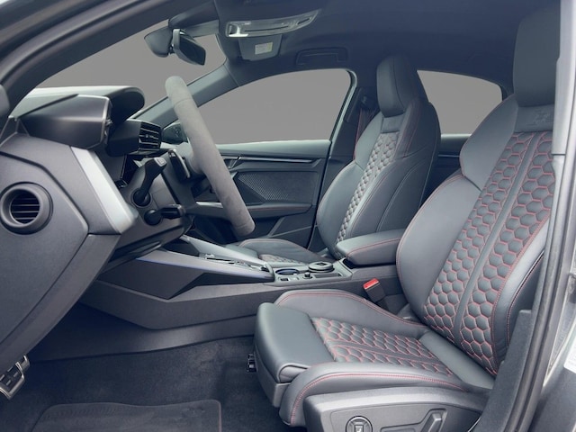 Audi RS3 Quattro S-Tronic Sedan