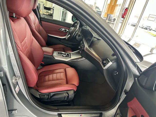 BMW 330 330e M-Sport xDrive