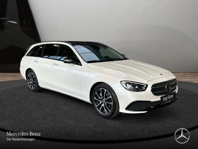 Mercedes-Benz E 200 AVANTGARDE Estate