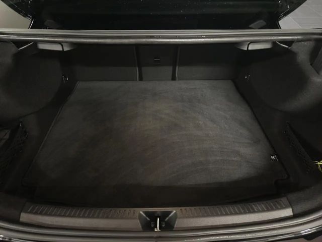 Mercedes-Benz A 180 AMG Line