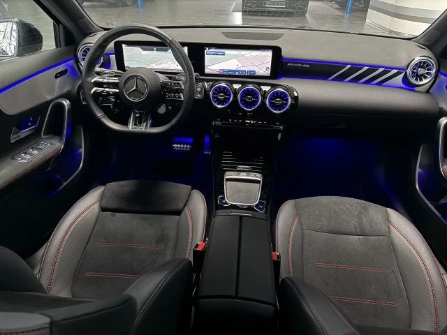 Mercedes-Benz A 35 AMG 4MATIC AMG Line