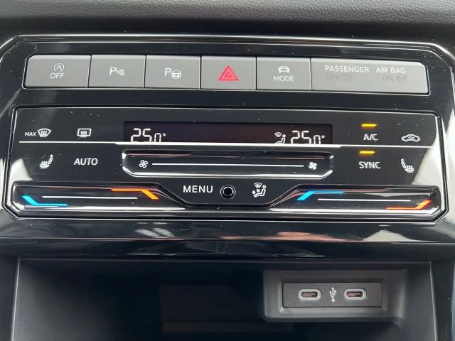 Volkswagen T-Cross R-Line Style