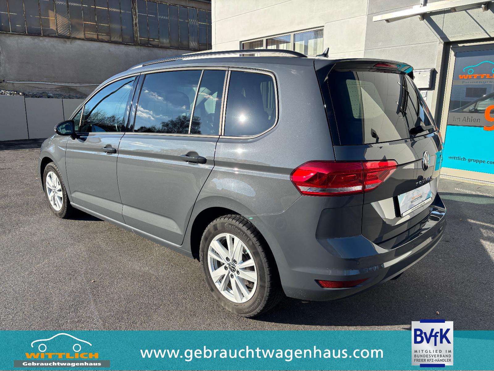 Volkswagen Touran 1.5 TSI DSG