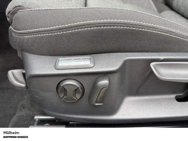 Volkswagen Passat 1.5 TSI Business Variant