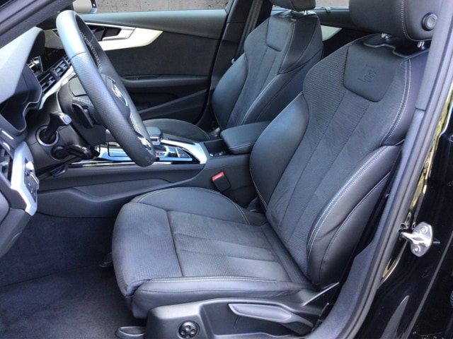 Audi A4 40 TDI Avant Quattro S-Line S-Tronic