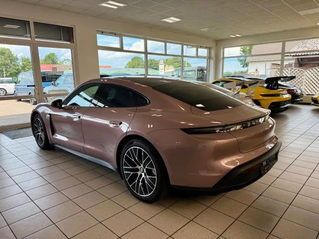 Porsche Taycan Performance Plus