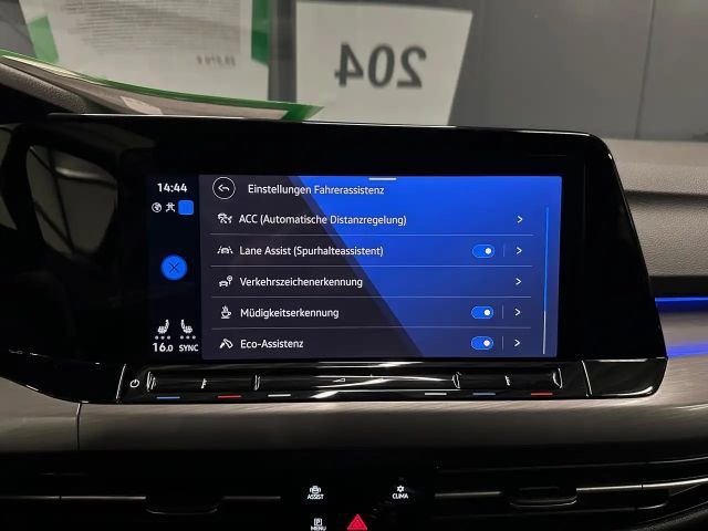 Volkswagen Golf 2.0 TDI DSG Style