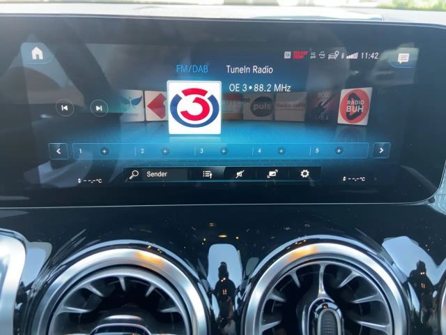 Mercedes-Benz EQB 300 4MATIC AMG Line