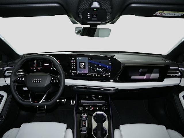 Audi A6 Avant Quattro S-Tronic