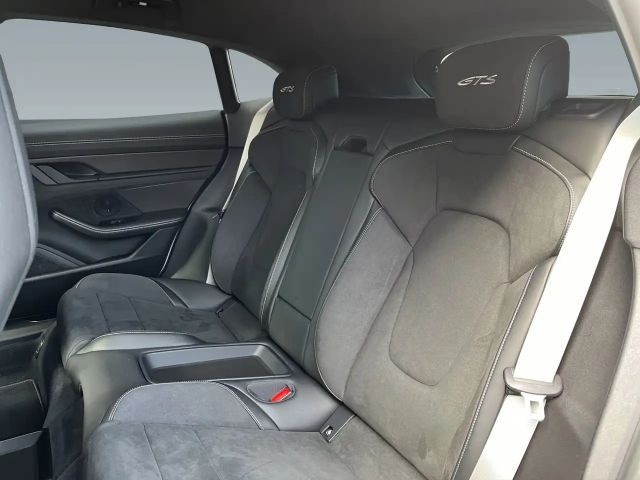 Porsche Taycan GTS Sport Turismo