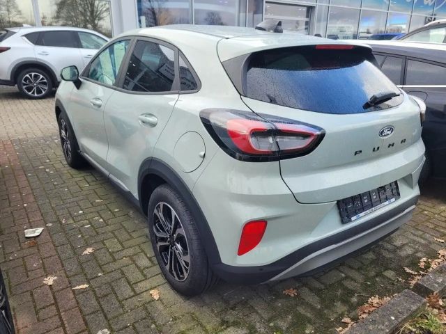 Ford Puma EcoBoost Titanium