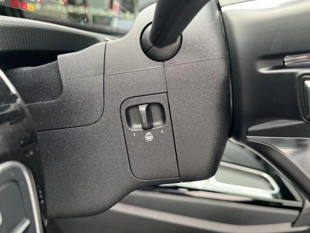 Mercedes-Benz A 200 AMG Line Hatchback