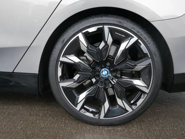 BMW i5 Sedan eDrive40