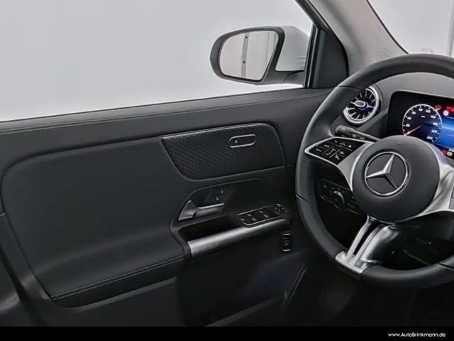 Mercedes-Benz GLA 180 Progressive