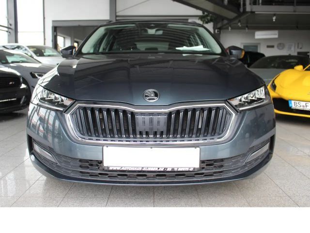 Skoda Octavia Ambition iV