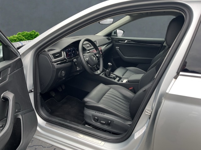 Skoda Superb 1.5 TSI ACT Combi