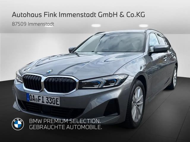 BMW 330 330e Touring xDrive