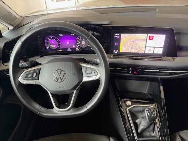 Volkswagen Golf 1.5 TSI Golf VIII