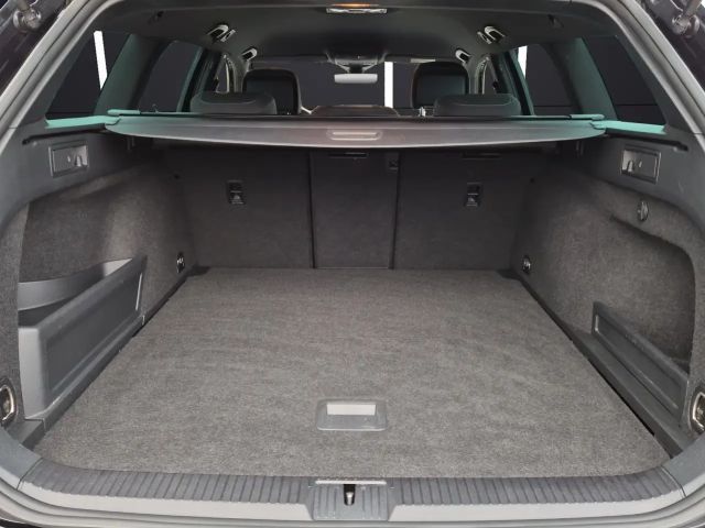 Volkswagen Passat GTE Variant