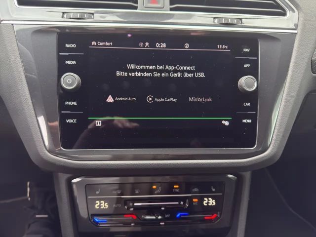 Volkswagen Tiguan 2.0 TDI DSG R-Line Style