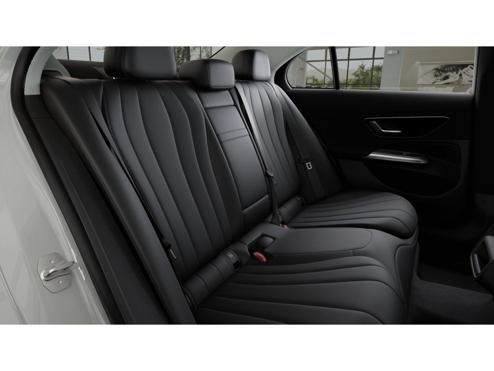 Mercedes-Benz E 200 AVANTGARDE Sedan