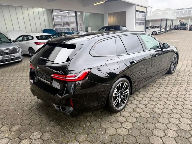 BMW 520 520d M-Sport Touring