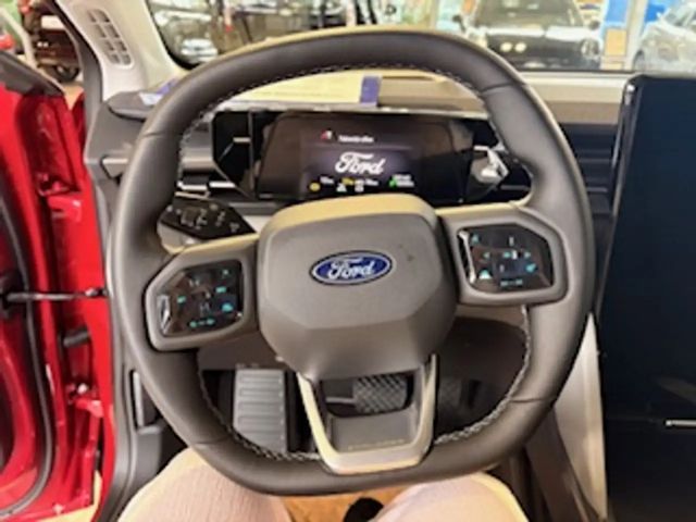 Ford Explorer Extended range RWD