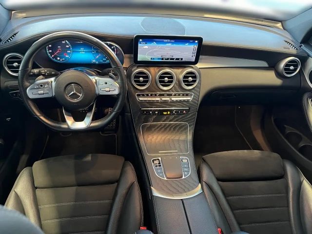 Mercedes-Benz GLC 300 4MATIC AMG Line