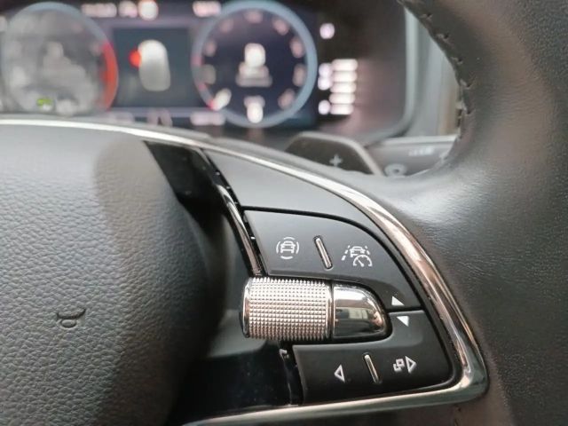 Skoda Karoq 1.5 TSI Ambition