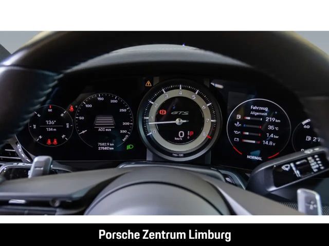 Porsche 992 Carrera Coupé GTS