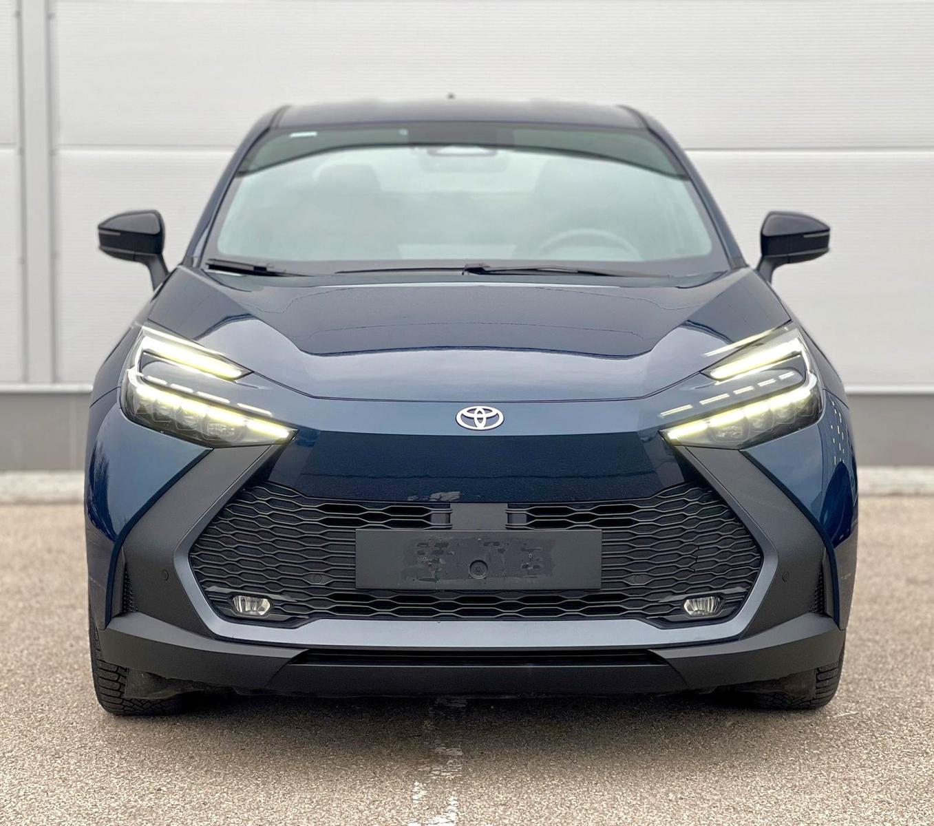 Toyota C-HR 1,8  Spur Distronic Kamera