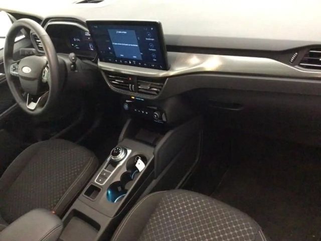 Ford Kuga AWD Hybrid Titanium