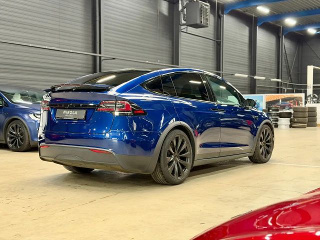 Tesla Model X Long Range