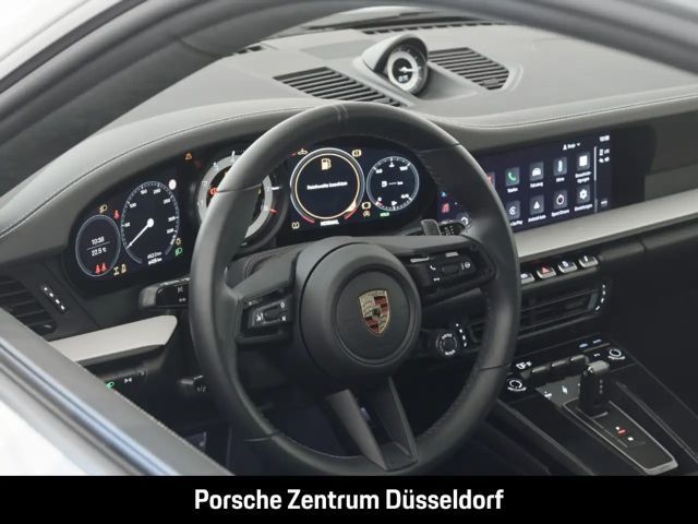 Porsche 992 4 Carrera Coupé GTS