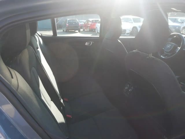 Volvo C40 Core Recharge