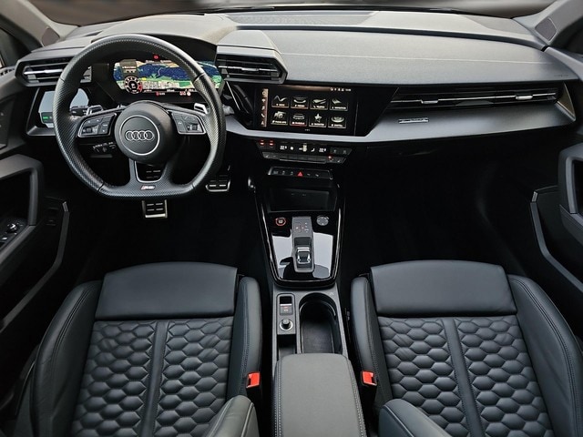 Audi RS3 Quattro S-Tronic Sedan