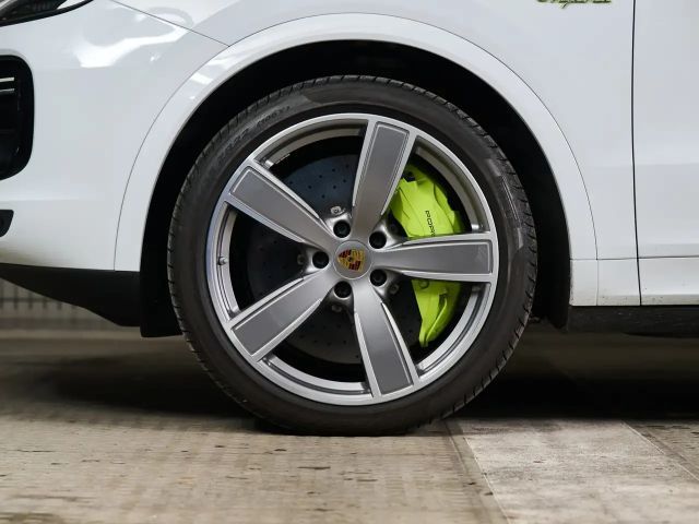 Porsche Cayenne E-Hybrid S Turbo