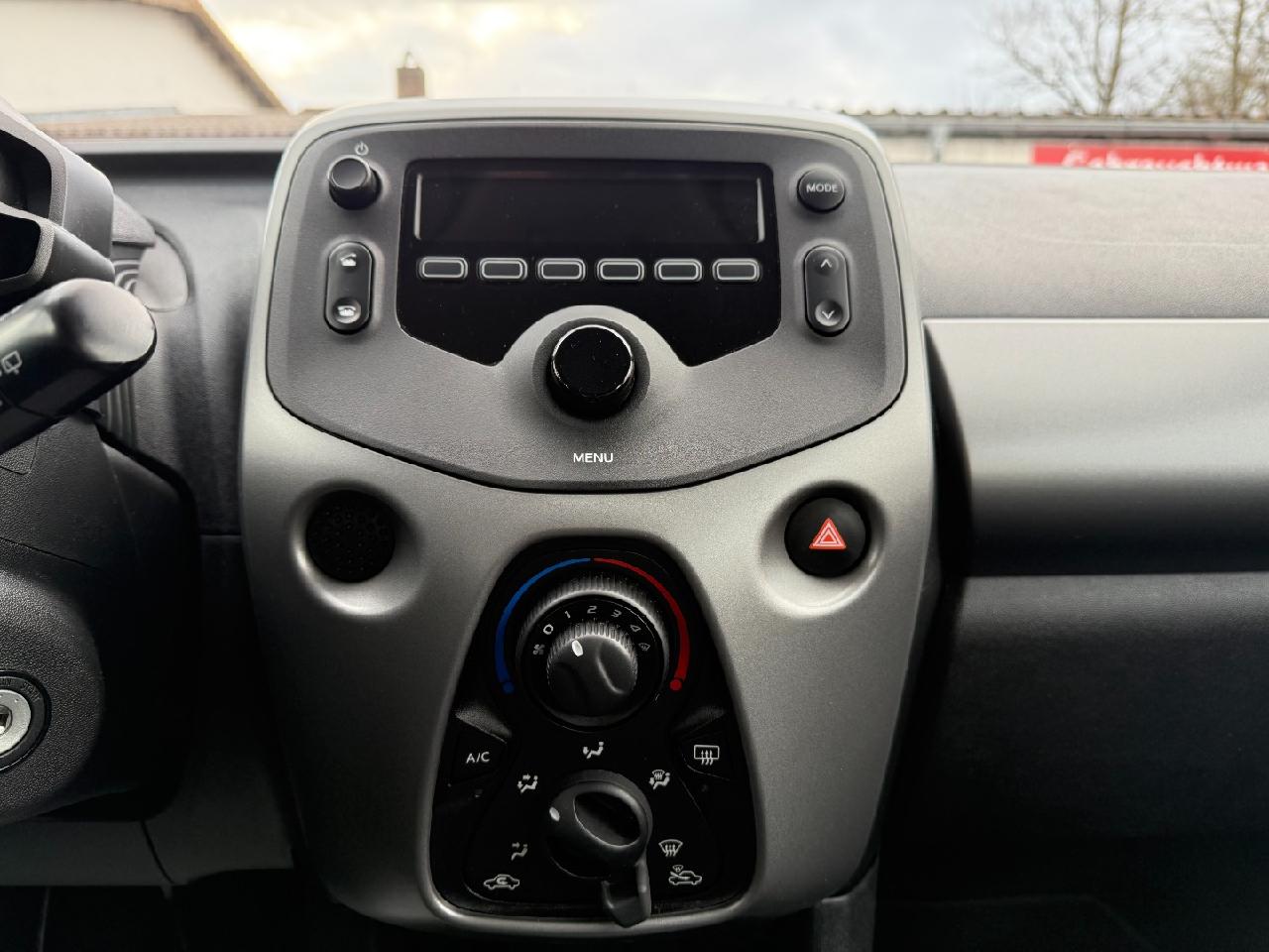 Toyota Aygo 5-deurs Play X-play