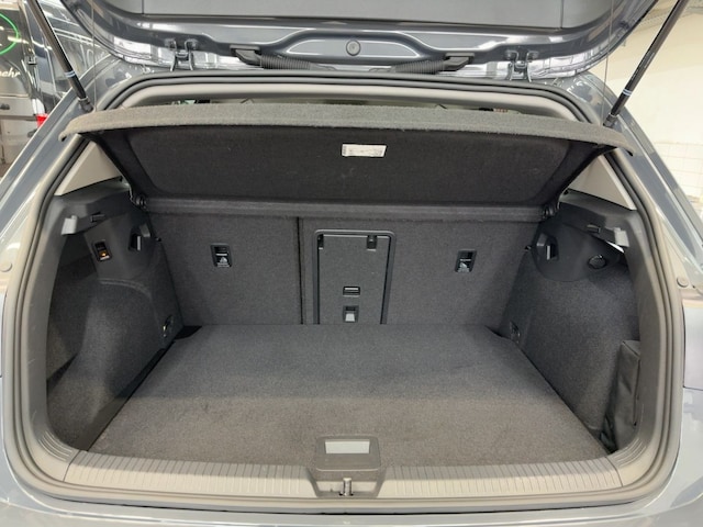 Volkswagen Golf 1.5 eTSI DSG Golf VIII