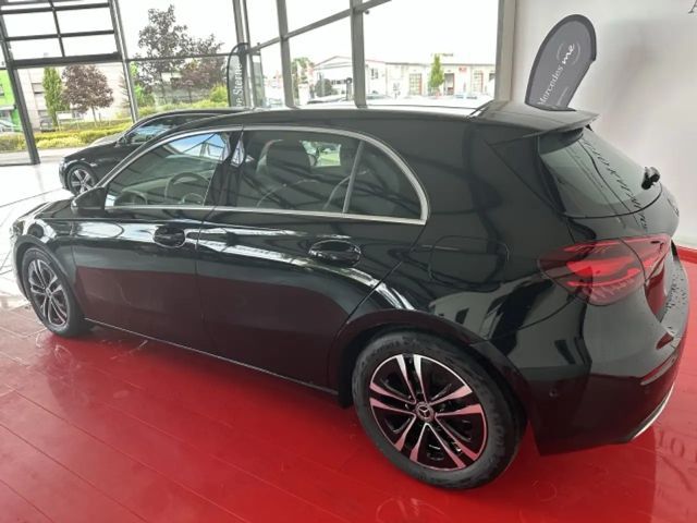 Mercedes-Benz A 180 Progressive