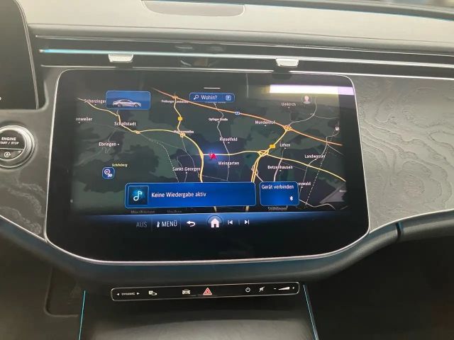 Mercedes-Benz E 200 AVANTGARDE Sedan