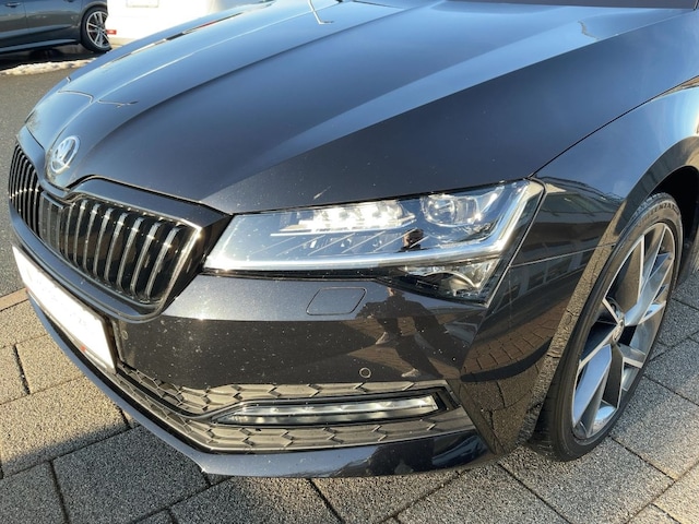 Skoda Superb 2.0 TDI Combi Sportline