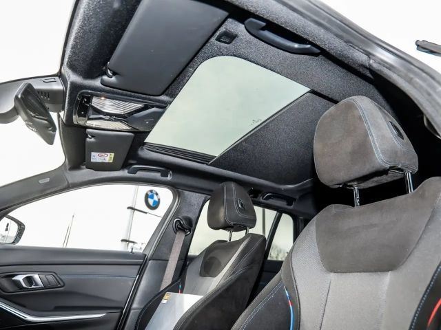 BMW 330 330i M-Sport Touring xDrive