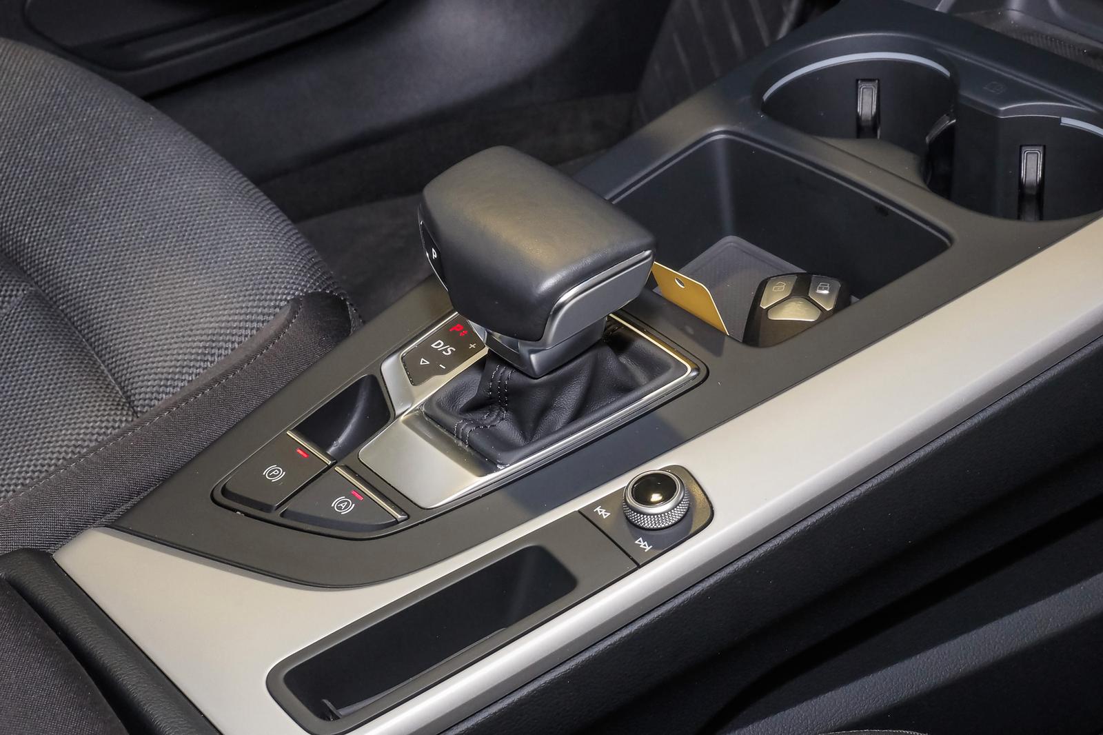 Audi A4 2.0 TDI Avant S-Line