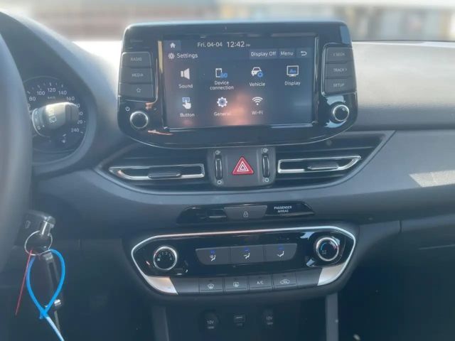 Hyundai i30 Hybrid Select